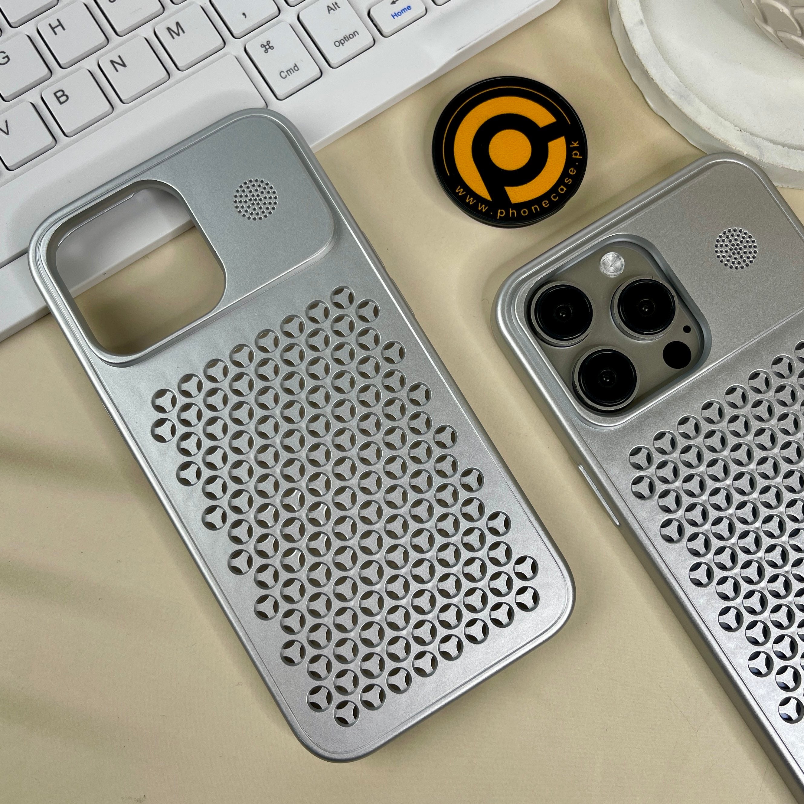 iPhone 13 Pro Airflow Mesh Pattern Case