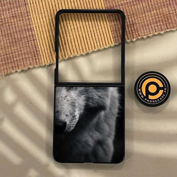 Samsung Galaxy Z Flip 8 - Wolf Design 10 - Premium Metal Printed Soft Bumper Shock Proof Case
