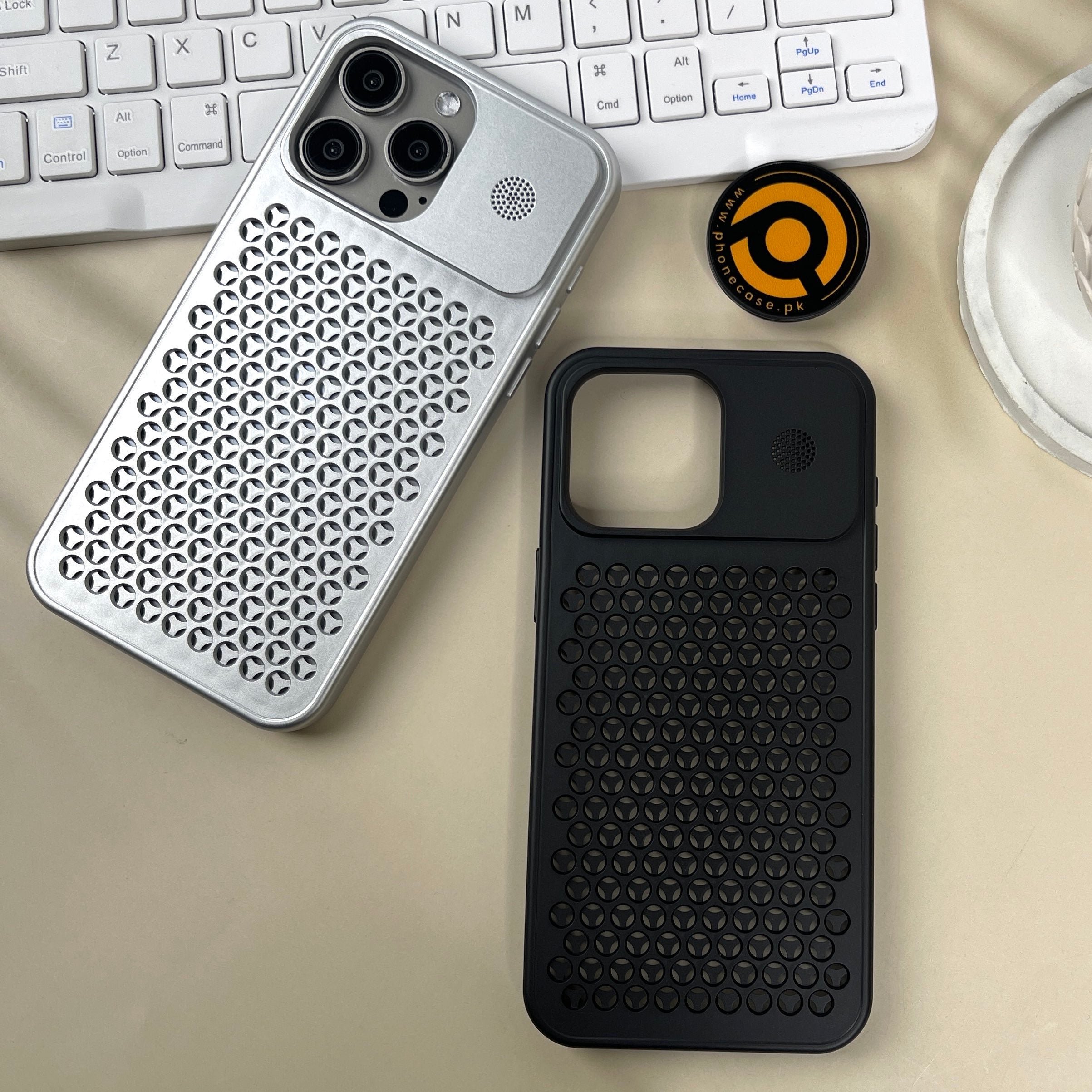 iPhone 12/ 12 Pro Airflow Mesh Pattern Case