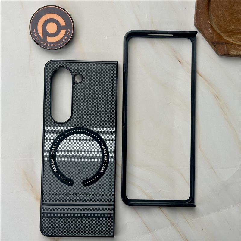 Samsung Galaxy Z Fold 5 - Premium Ultra Light Carbon Fiber Protective Cover