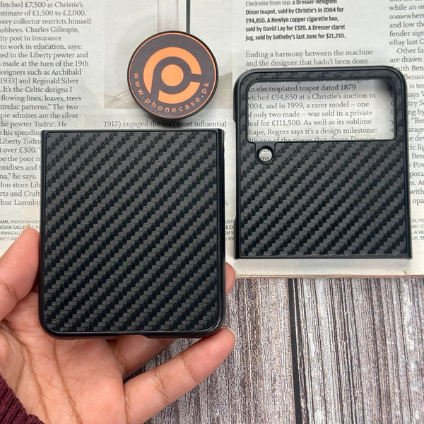 Samsung Galaxy Z Flip 4 - Premium Ultra Thin Carbon Fiber Pattern Case