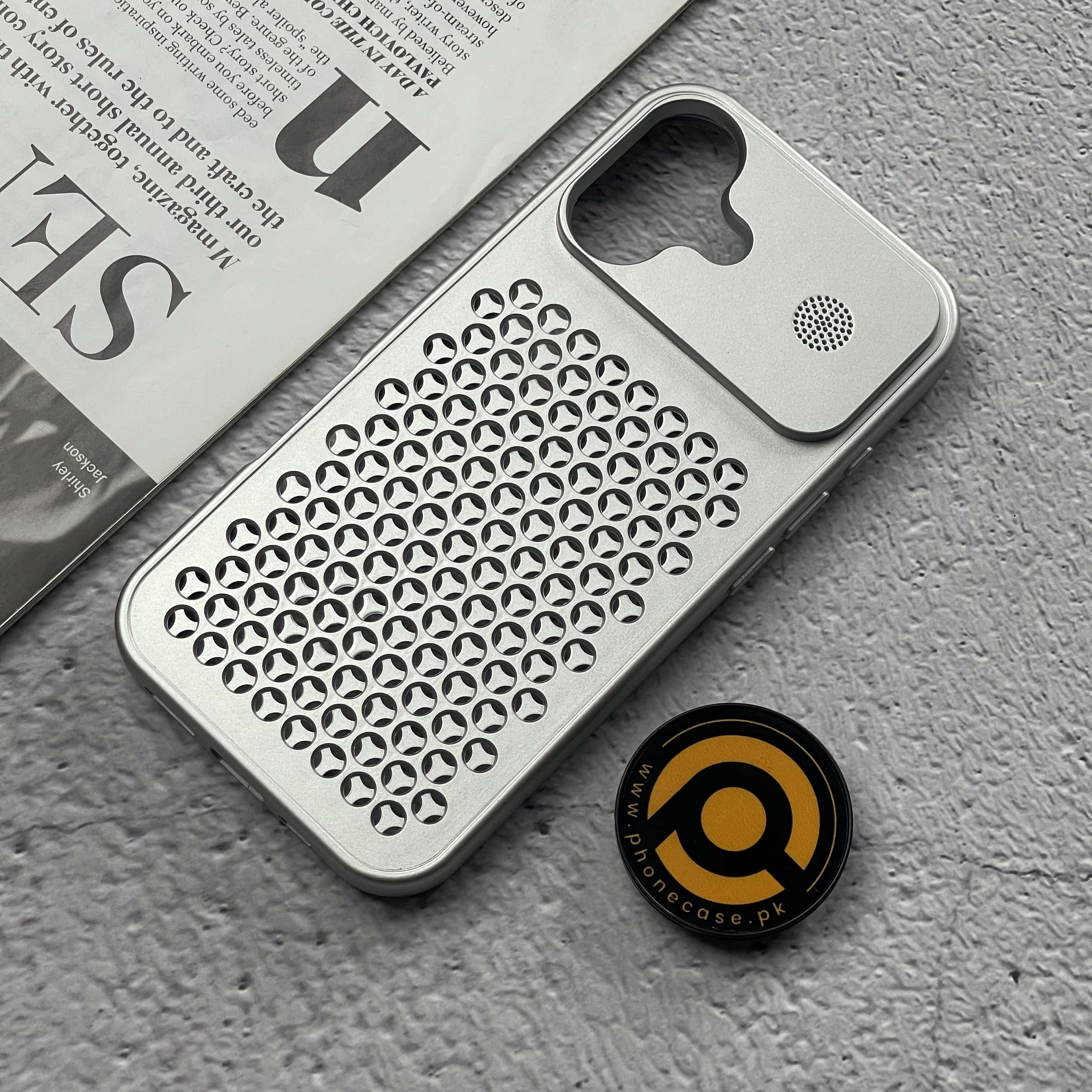 iPhone 16 Airflow Mesh Pattern Case