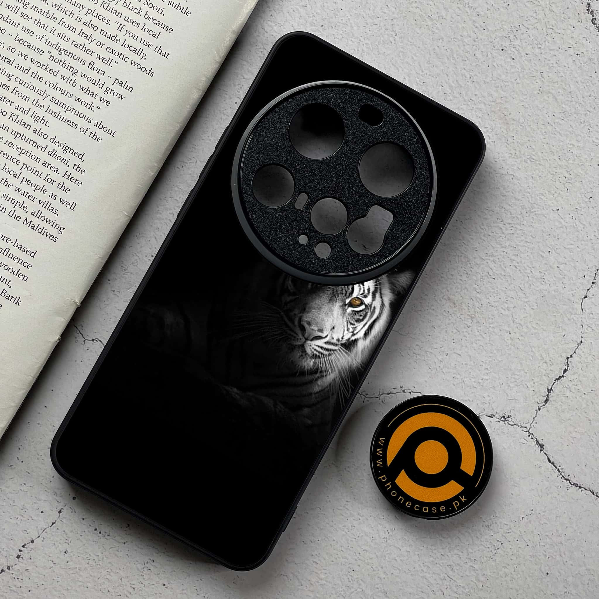 Xiaomi 15 Ultra - Tiger Series - Premium Metal Printed Soft Bumper Shockproof Case