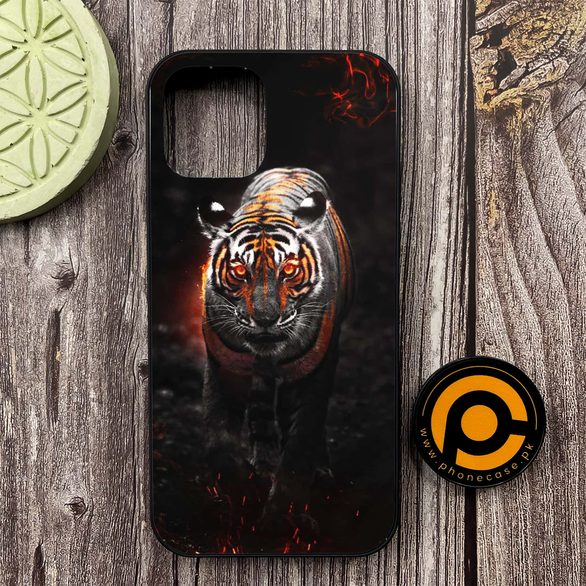iPhone 12 - Tiger Art Series - Premium Metal Printed soft Bumper shock Proof Case