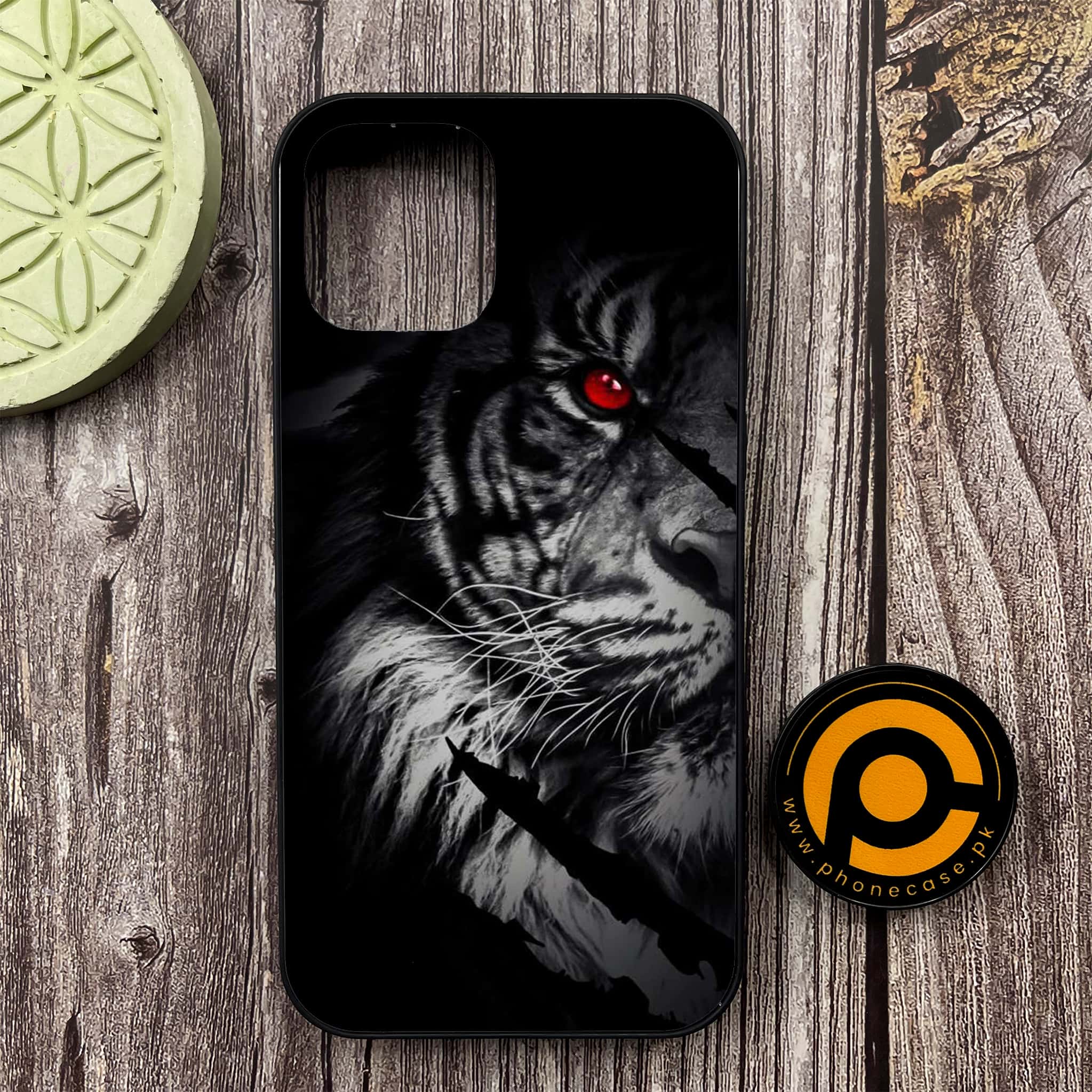 iPhone 12 - Tiger Art Series - Premium Metal Printed soft Bumper shock Proof Case