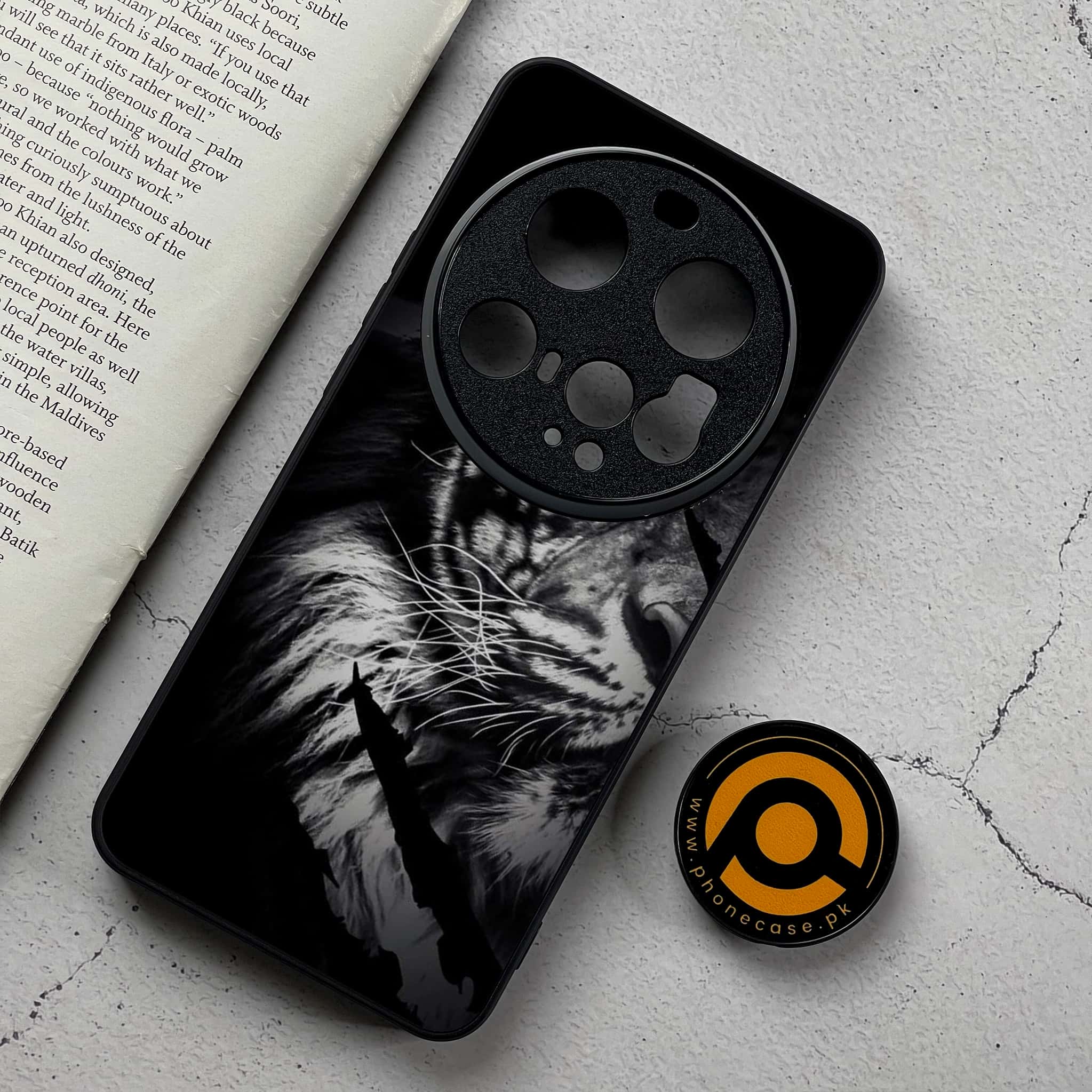 Xiaomi 15 Ultra - Tiger Series - Premium Metal Printed Soft Bumper Shockproof Case