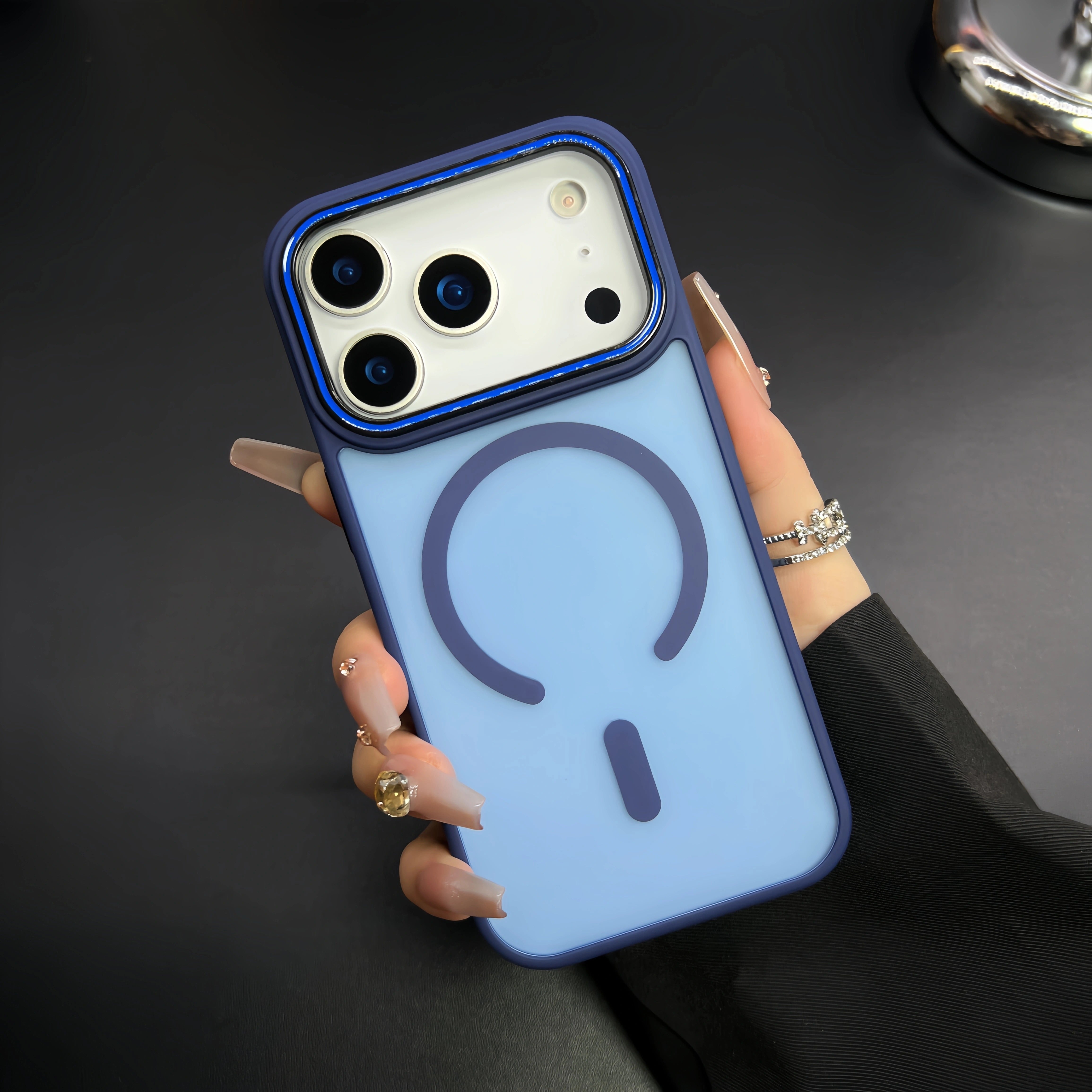 iPhone 17 Pro - Premium Matt Feel ShockProof MagSafe Case