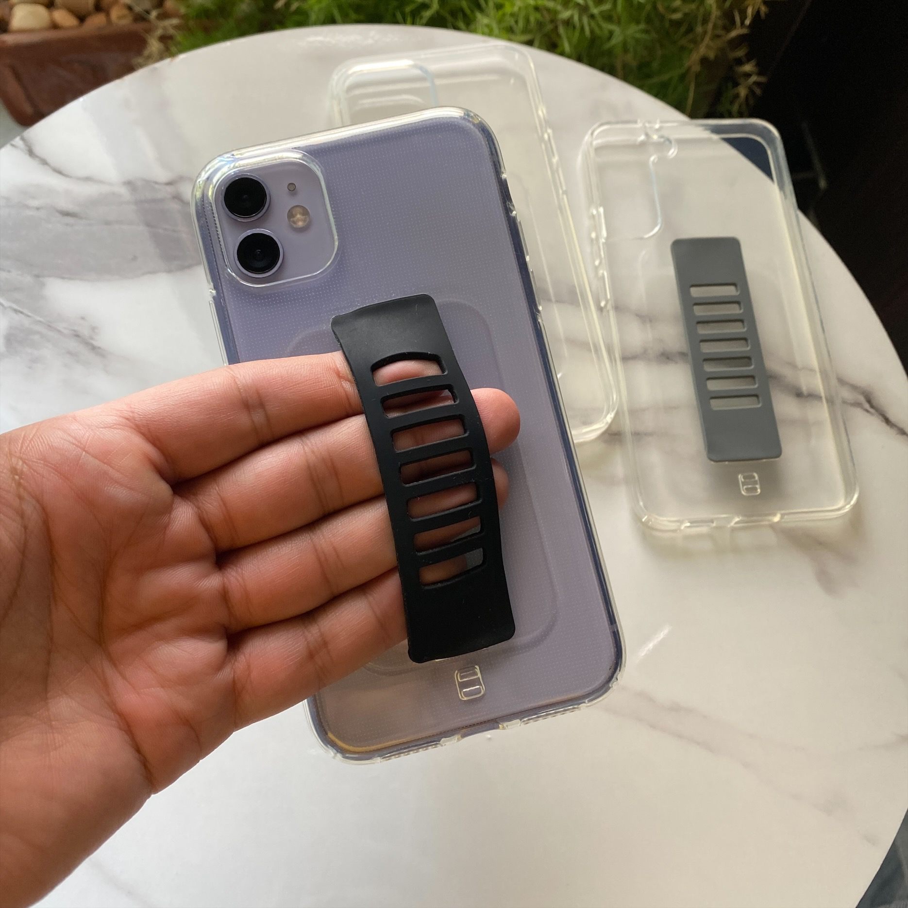 iPhone 11 Ultra clear holding Band Case